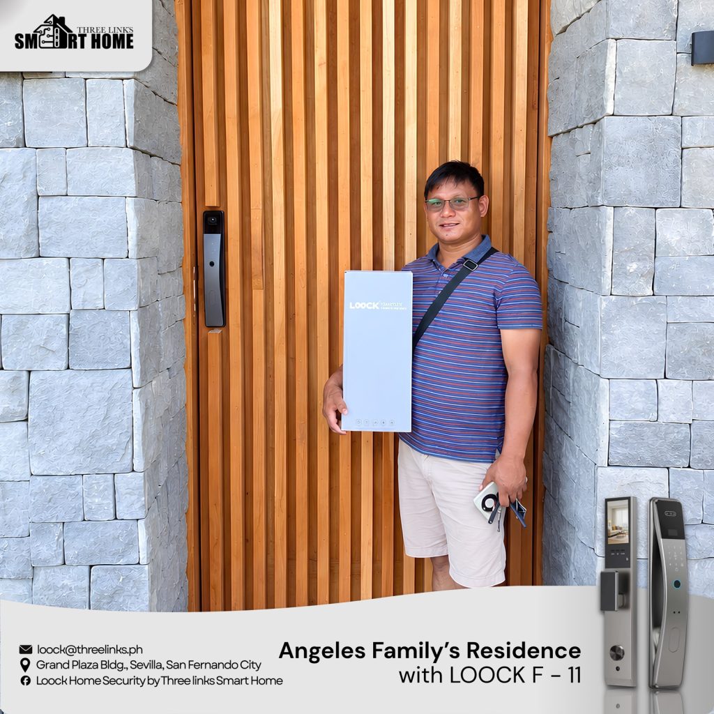 Angeles Family's Residence with LOOCK F11